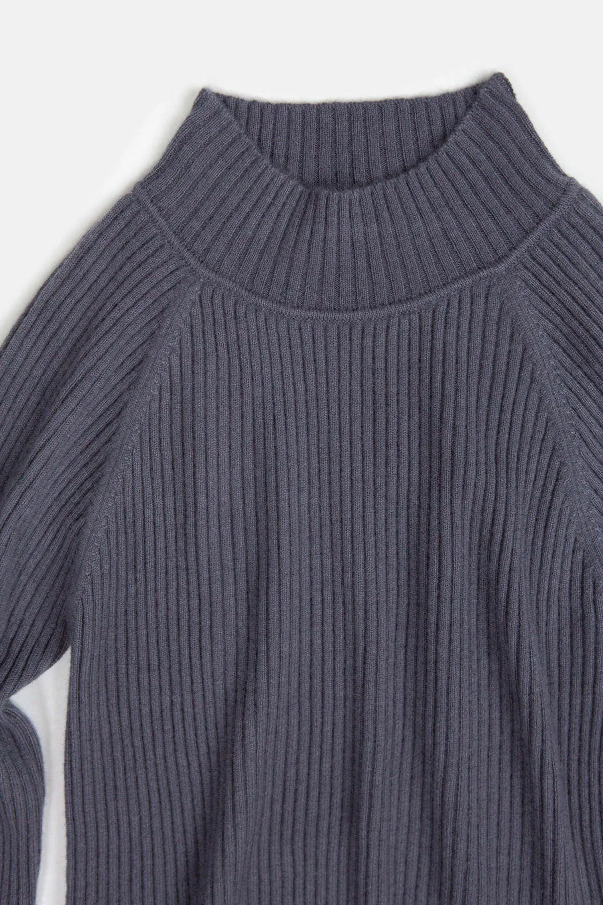 Cashmere Ribbed Mock Turtleneck Sweater - Slate