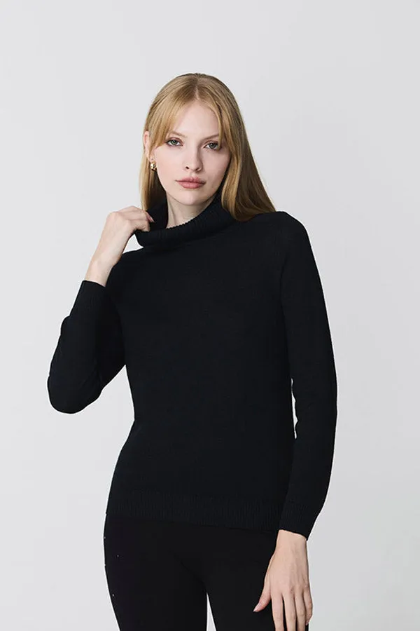 Escorpion BASIC BLACK TURTLENECK SWEATER