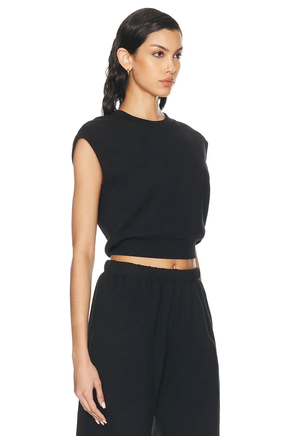 Eterne Sleeveless Crewneck Top