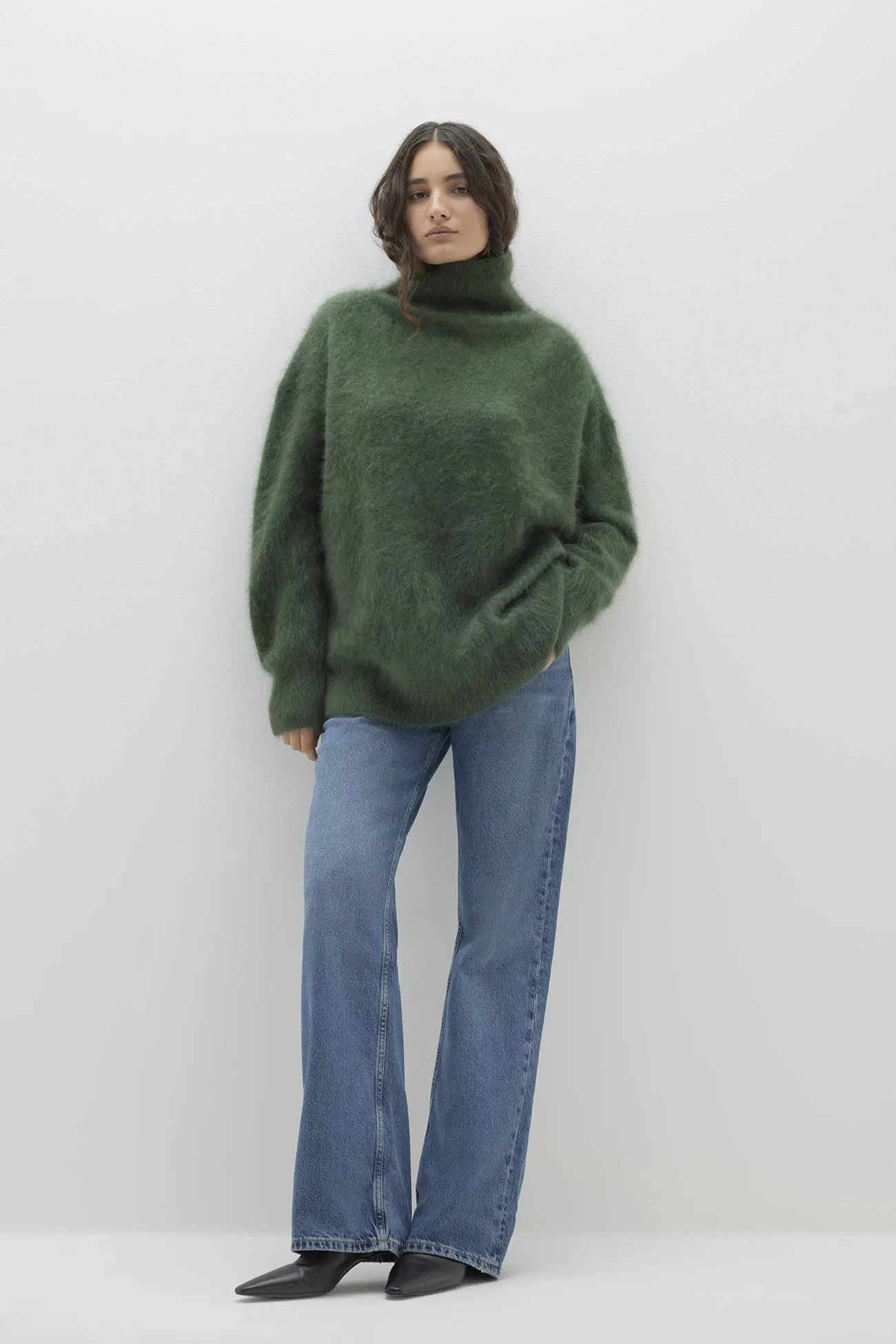 ETHEL BRUSHED CASHMERE TURTLENECK SWEATER