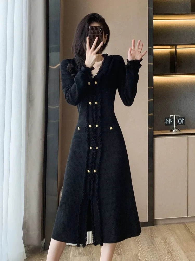 High-end, gentle, long sweater skirt, thickened and elegant, socialite V-neck inner bottoming knitted dress for women in autumn 