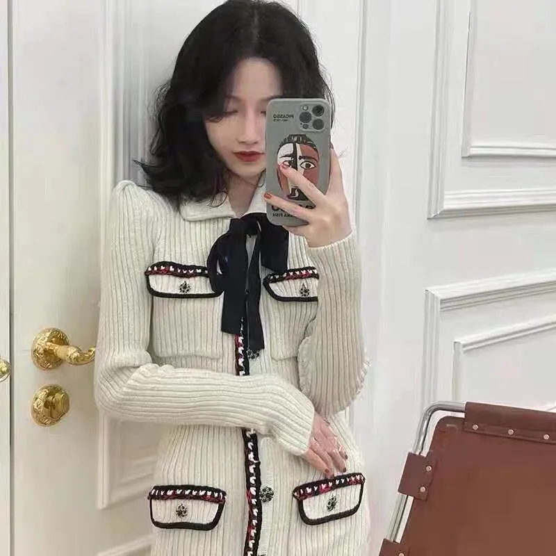 Meng Ziyi's same style French style slim fit white high-end bow knitted dress long sweater skirt D9190