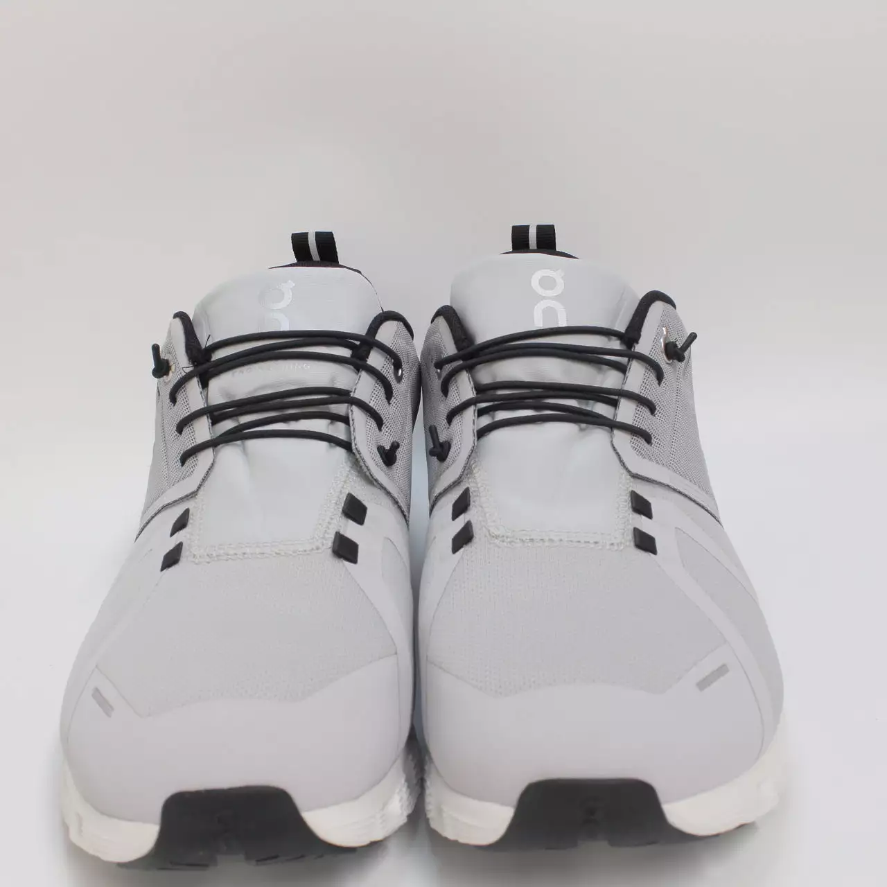 Mens On Running Cloud 5 Waterproof Glacier White Trainers