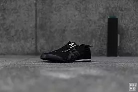 Onitsuka Tiger Mexico66 Slip on Black/Black  (D3K0Q-9090)