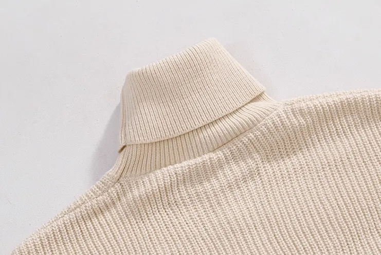 RT No. 10411 KNITTED TURTLENECK SWEATER