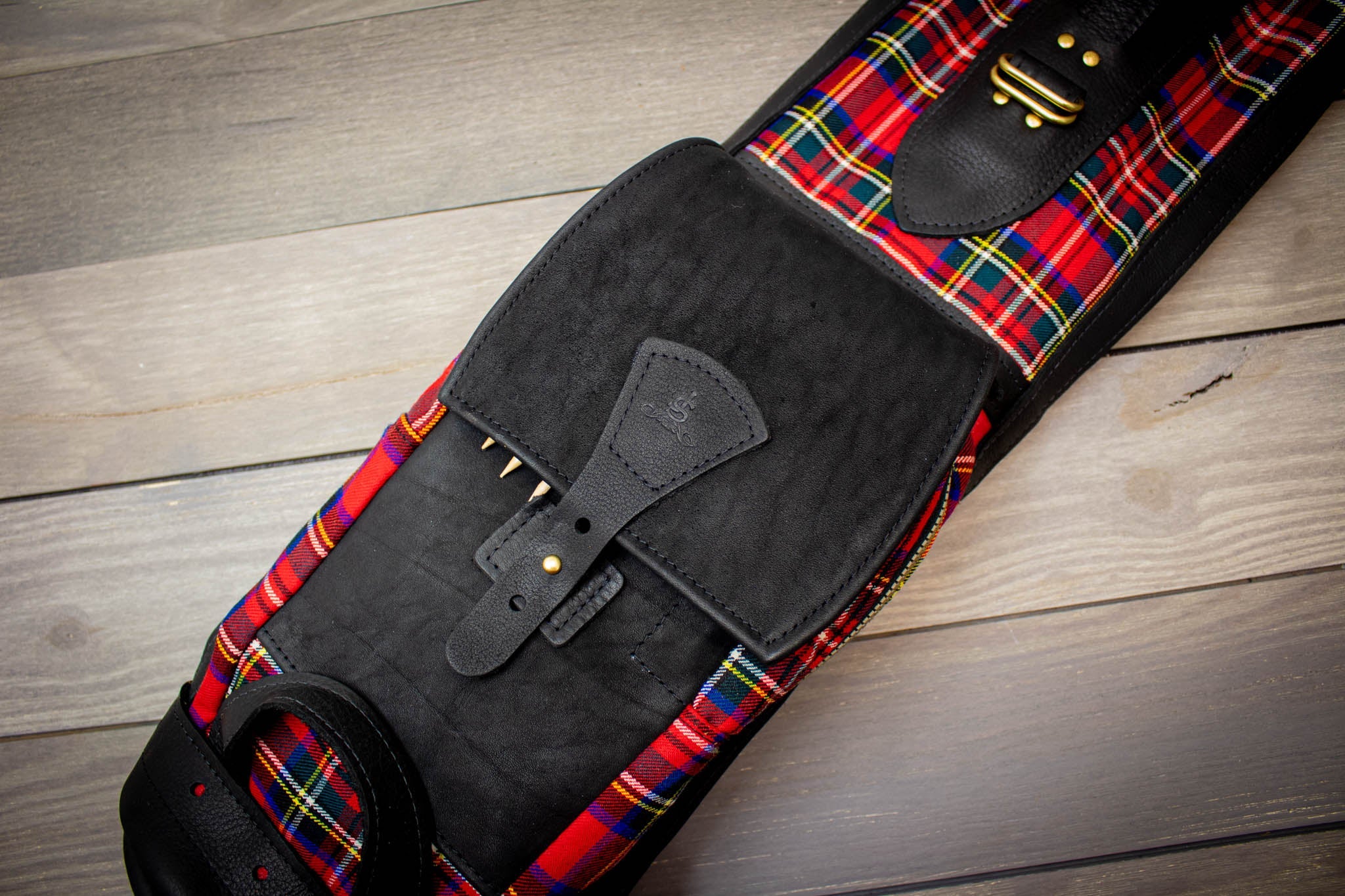 The Stewart Modern Pencil Style Golf Bag in Stewart Prince Charles Tartan